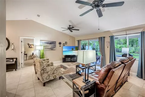 Living - 9 Buffalo View Ln, Palm Coast, FL 32137 photo 2 of 2
