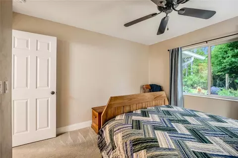 Bedroom - 9 Buffalo View Ln, Palm Coast, FL 32137 photo 7 of 7