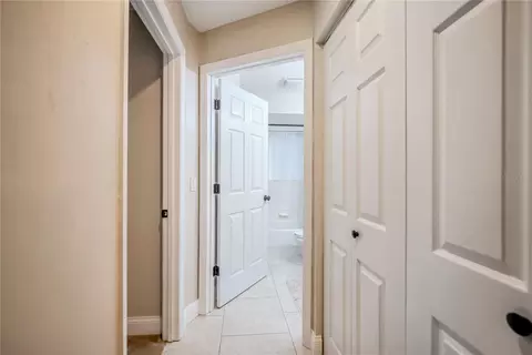 Entry Way - 9 Buffalo View Ln, Palm Coast, FL 32137 photo 2 of 2