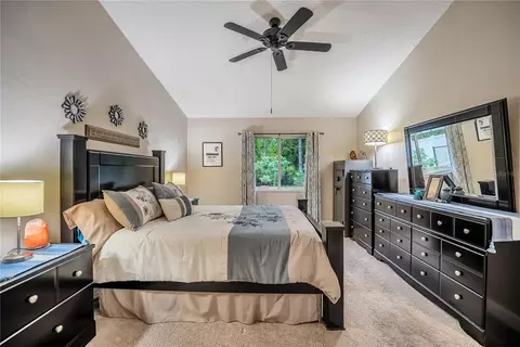 Bedroom - 9 Buffalo View Ln, Palm Coast, FL 32137 photo 3 of 7
