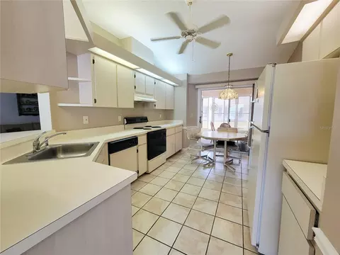Kitchen - 8090 SW 116th Loop, Ocala, FL 34481 photo 1 of 4
