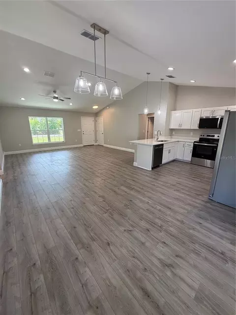 Living - 47 Pine Radl, Ocala, FL 34472 photo 4 of 6