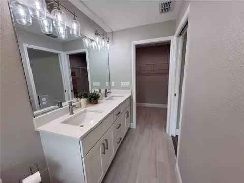 Bath - 47 Pine Radl, Ocala, FL 34472 photo 5 of 5