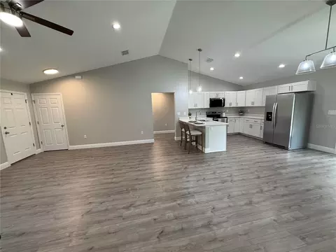 Living - 47 Pine Radl, Ocala, FL 34472 photo 3 of 4
