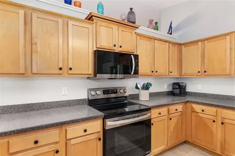 Kitchen - 13 Hemlock Trace Run, Ocala, FL 34472 photo 7 of 7