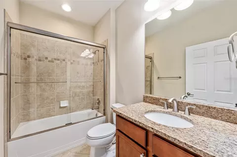 Bath - 9221 SW 70th Loop, Ocala, FL 34481 photo 3 of 3