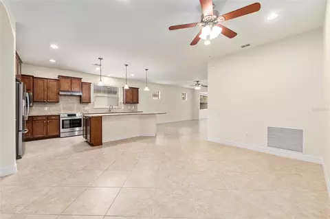 Living - 9221 SW 70th Loop, Ocala, FL 34481 photo 4 of 10