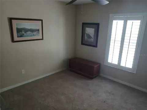 Bedroom - 987 SE 65 Cir, Ocala, FL 34472 photo 3 of 4