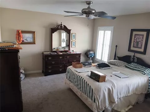 Bedroom - 987 SE 65 Cir, Ocala, FL 34472 photo 2 of 4