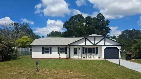329 Oak Track Dr, Ocala, FL 34472