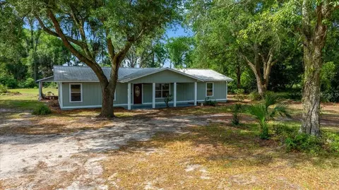 1869 SW 32nd Pl, Bell, FL 32619