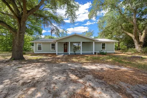 1869 SW 32nd Pl, Bell, FL 32619