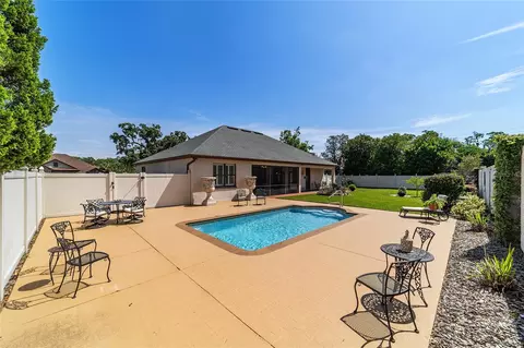 Exterior - 2806 SE 30th St, Ocala, FL 34471 photo 6 of 9