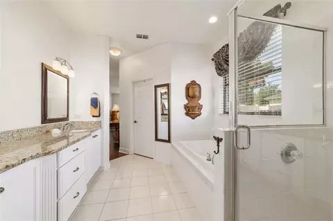 Bath - 2806 SE 30th St, Ocala, FL 34471 photo 1 of 3