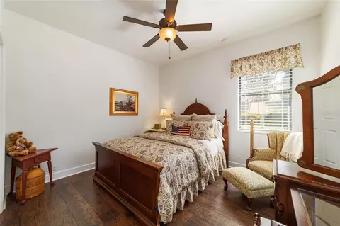 Bedroom - 2806 SE 30th St, Ocala, FL 34471 photo 5 of 5