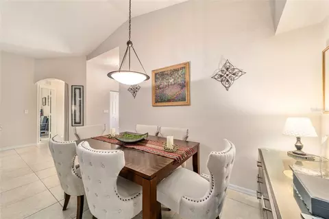 Dining - 6370 SW 117th Loop, Ocala, FL 34476 photo 4 of 9