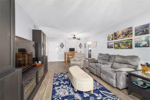 Living - 3535 NE Fort King St #261, Ocala, FL 34470 photo 1 of 3