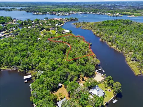 650 Miller Creek Rd, Crystal River, FL 34428