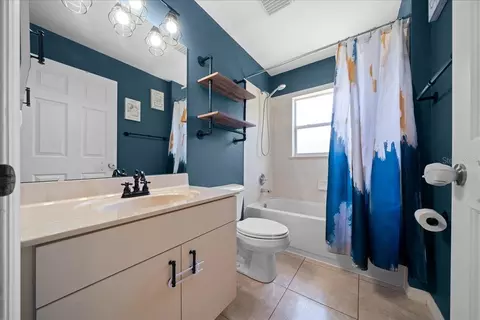 Bath - 5321 SW 115th Loop, Ocala, FL 34476 photo 5 of 5