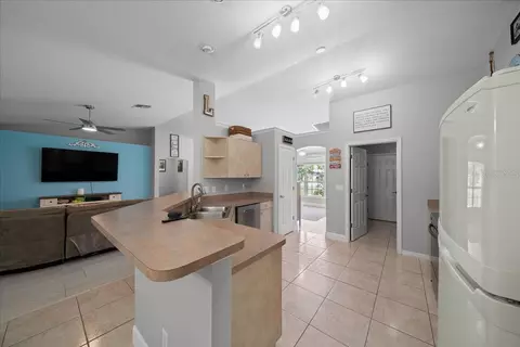 Kitchen - 5321 SW 115th Loop, Ocala, FL 34476 photo 2 of 3