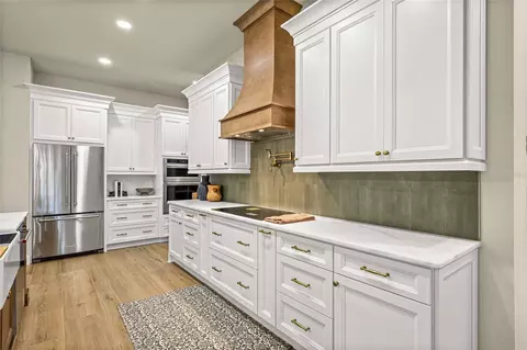 Kitchen - 2120 SE 41st Ave, Ocala, FL 34471 photo 3 of 4