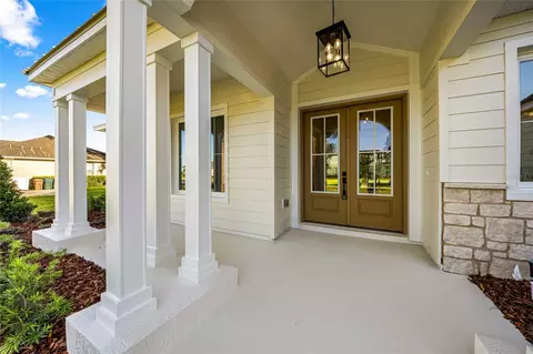 Exterior - 2120 SE 41st Ave, Ocala, FL 34471 photo 6 of 7