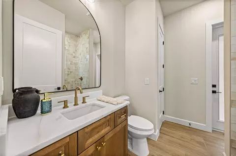 Bath - 2120 SE 41st Ave, Ocala, FL 34471 photo 5 of 6