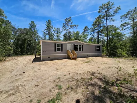 14230 SE 20th St, Morriston, FL 32668