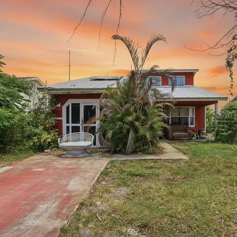 1646 3rd Ct SW, Vero Beach, FL 32962