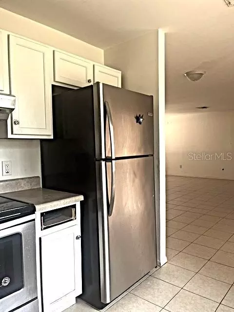 Kitchen - 12 Pine Course Way, Ocala, FL 34472 photo 6 of 6