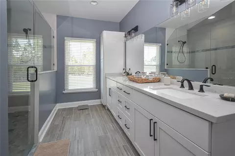 Bath - 7890 SW 129th Ave, Cedar Key, FL 32625 photo 2 of 5