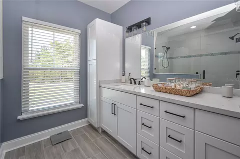 Bath - 7890 SW 129th Ave, Cedar Key, FL 32625 photo 3 of 5