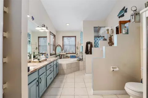 Bath - 275 SE 34th Pl, Ocala, FL 34471 photo 6 of 8