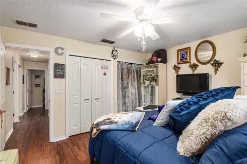 Bedroom - 275 SE 34th Pl, Ocala, FL 34471 photo 3 of 6