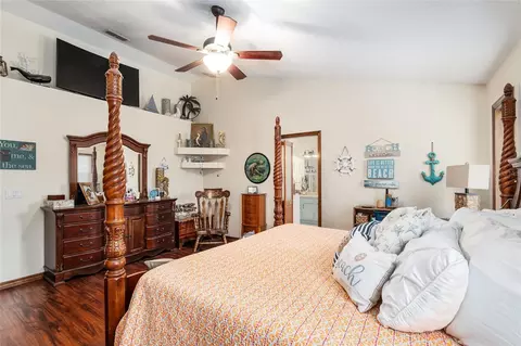 Bedroom - 275 SE 34th Pl, Ocala, FL 34471 photo 6 of 6