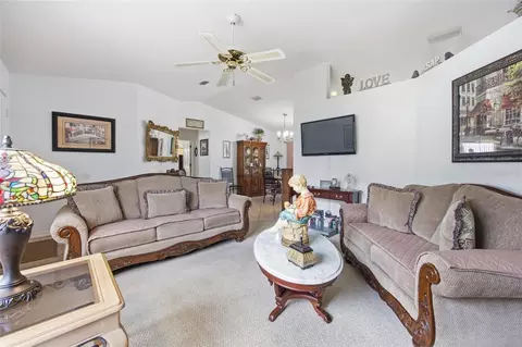 Living - 8152 SW 108th Loop, Ocala, FL 34481 photo 3 of 4