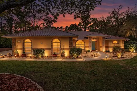 4474 W Horseshoe Dr, Beverly Hills, FL 34465