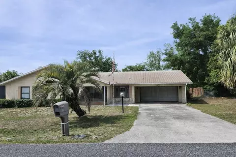 555 Silver Course Cir, Ocala, FL 34472