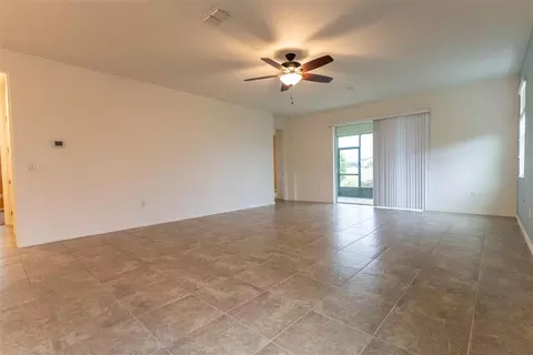 Living - 10067 SW 89th Loop, Ocala, FL 34481 photo 3 of 7