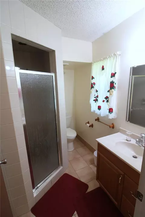 Bath - 8440 SW 73rd Ave, Ocala, FL 34476 photo 1 of 2