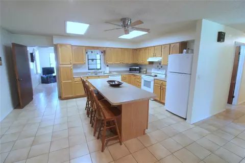 Kitchen - 8440 SW 73rd Ave, Ocala, FL 34476 photo 2 of 2