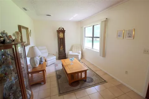 Living - 8440 SW 73rd Ave, Ocala, FL 34476 photo 2 of 4