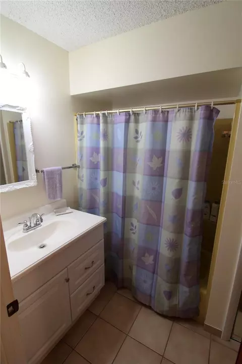 Bath - 8440 SW 73rd Ave, Ocala, FL 34476 photo 2 of 2