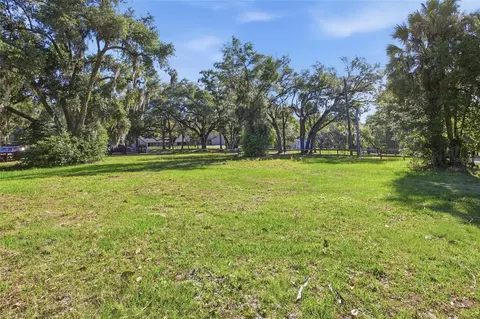 105 W Hermosa St, Lady Lake, FL 32159