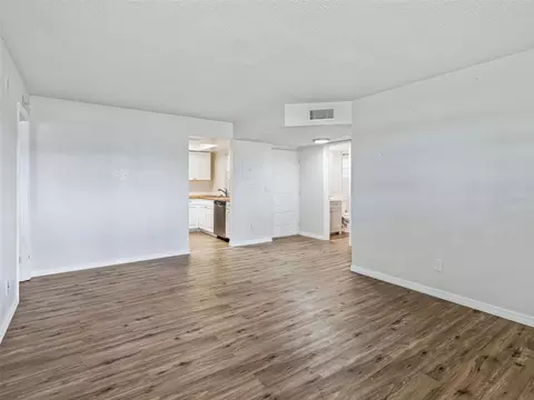 Living - Undisclosed, Ocala, FL 34472 photo 5 of 5