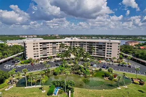 5855 Midnight Pass Rd #514, Sarasota, FL 34242