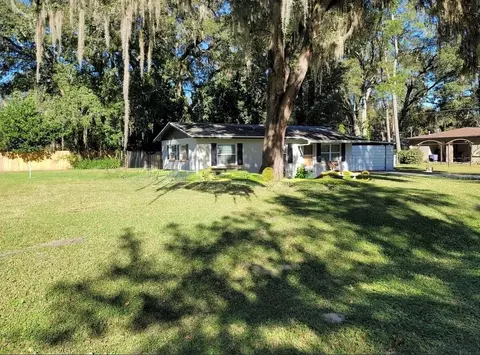 Exterior - 4808 NE 3rd Pl, Gainesville, FL 32641 photo 2 of 2
