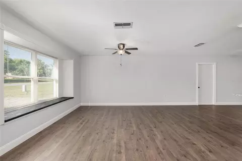 Living - 69 Sapphire Rd, Ocala, FL 34472 photo 5 of 10