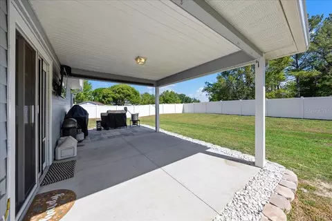 Exterior - 13 Teak Loop Pl, Ocala, FL 34472 photo 8 of 9