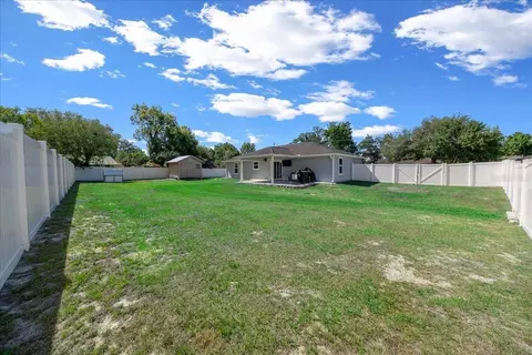 Exterior - 13 Teak Loop Pl, Ocala, FL 34472 photo 4 of 9